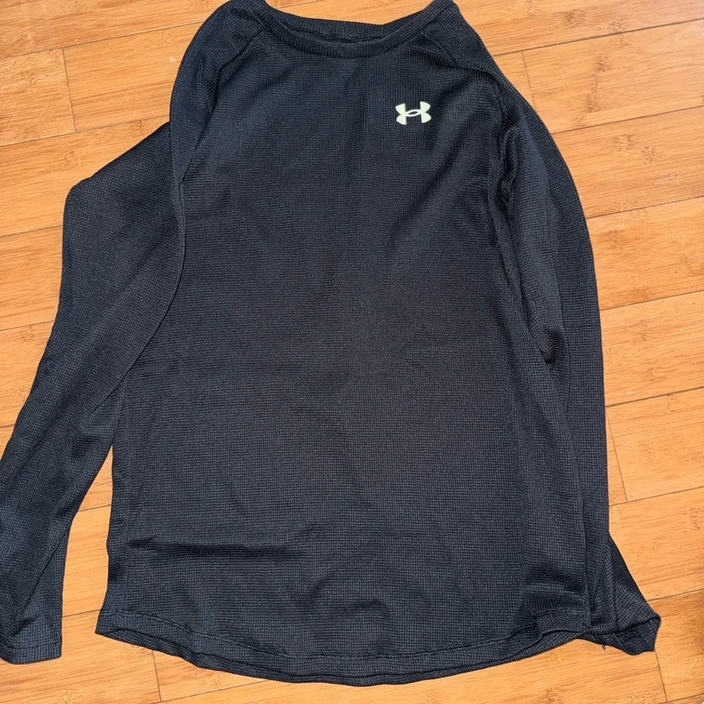 Under Armour Black Performance Top